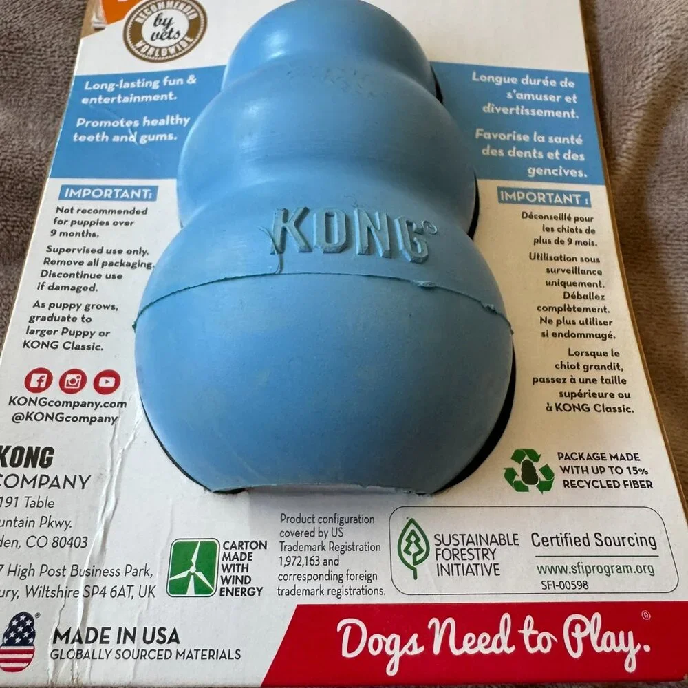 NWT Blue Medium Puppy Kong for Treats & Rubber for Teething Chew Toy Chase Fetch